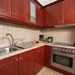Apartment Tsoutsis *