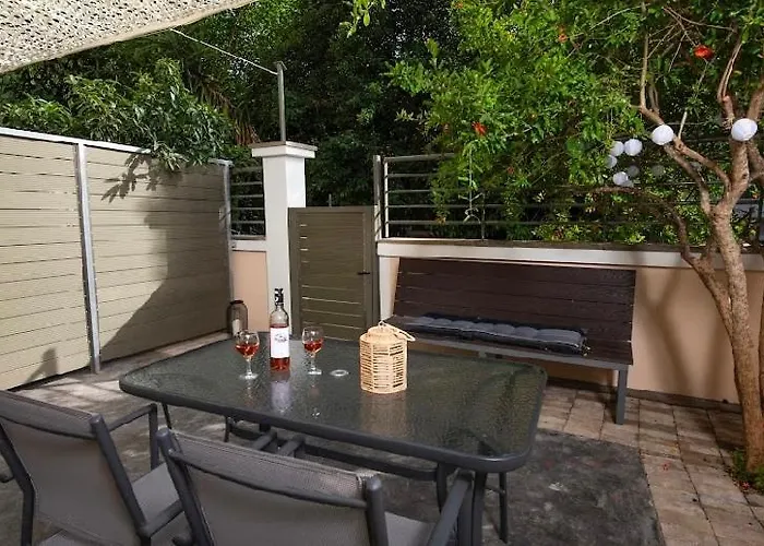 Apartamento Tsoutsis *