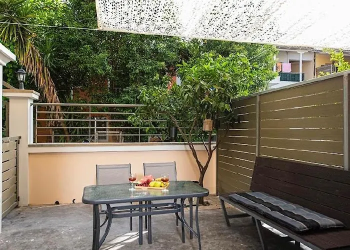 Tsoutsis Apartamento