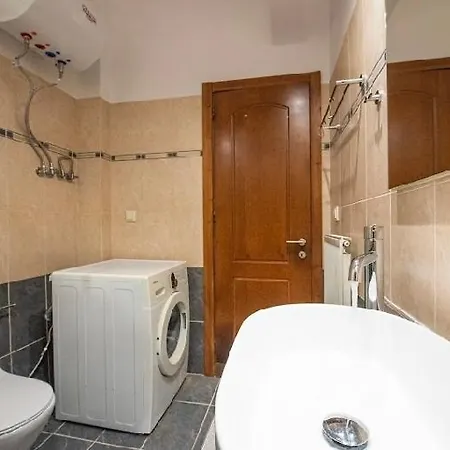 Apartment Tsoutsis *